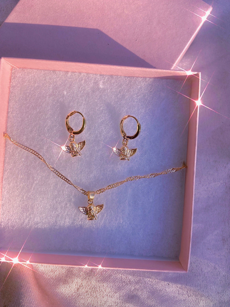 
            
                Load image into Gallery viewer, Cherub Love Gift Set Earrings + Necklace Glo Babe 
            
        