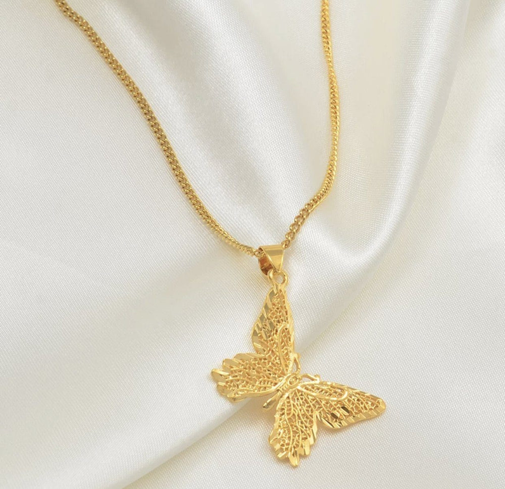 
            
                Load image into Gallery viewer, 18K Gold Filled Butterfly Necklace &amp;quot;Flutter&amp;quot; Necklace Glo Babe 
            
        