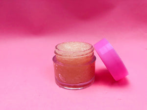 STRAWBERRY SHORTCAKE LIP SCRUB Glo Babe 